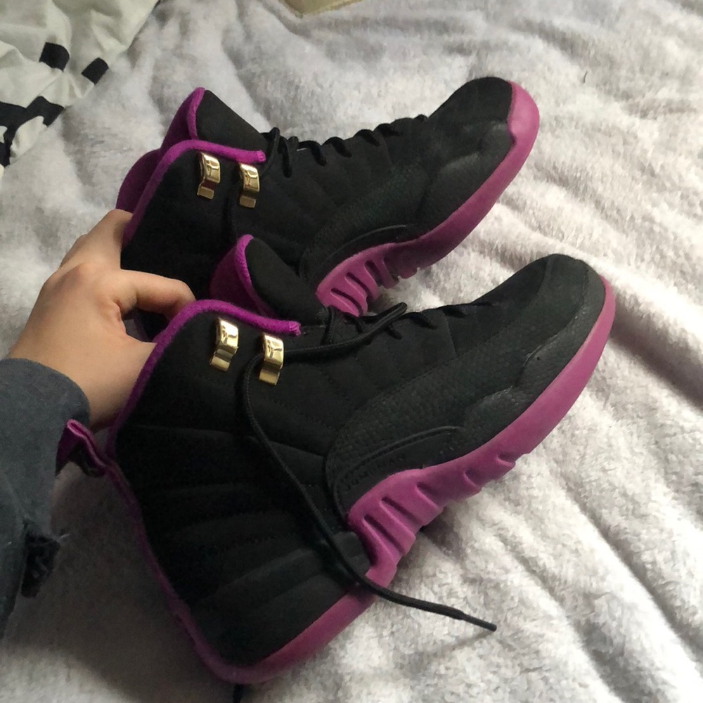 Jordan 12 “kings” Black & purple